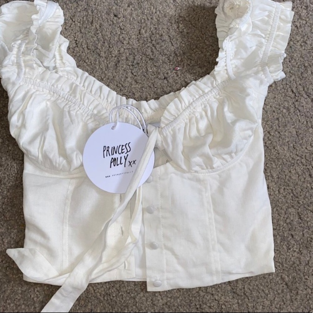 SOLD Princess polly elouise top!